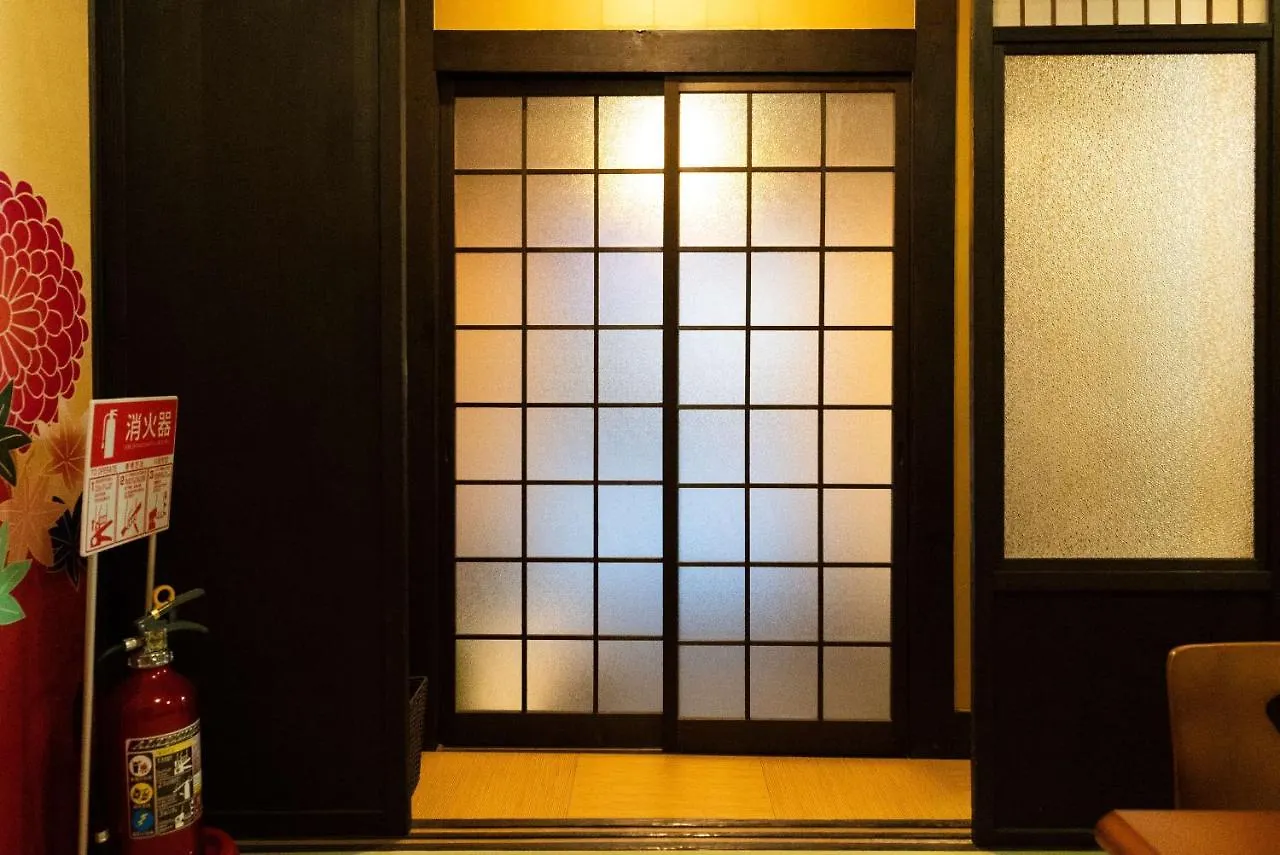Miyu Ryokudani: Designer Zen Space with Game Room Osaka Villa