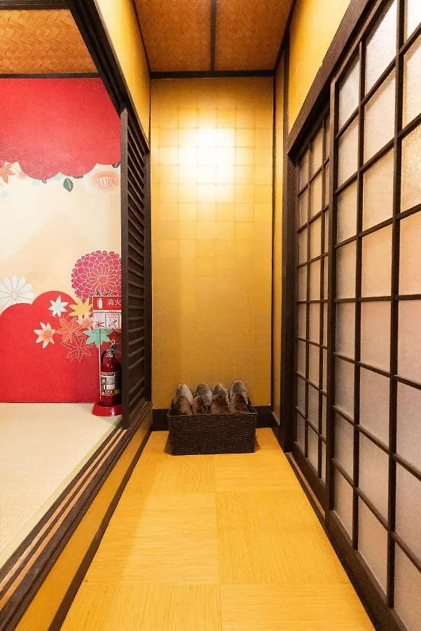 Miyu Ryokudani: Designer Zen Space with Game Room Osaka